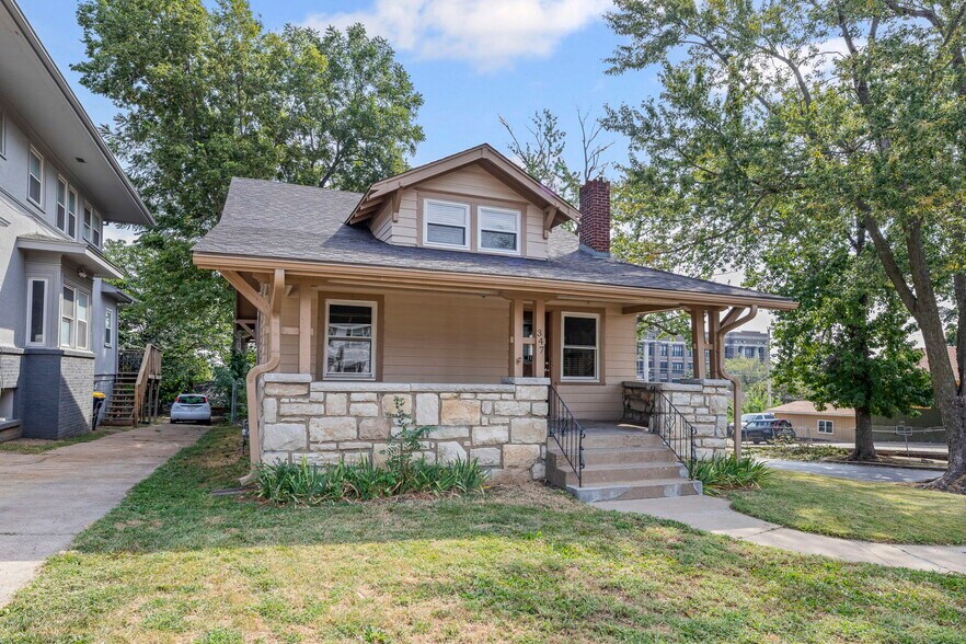 More Photos Of 347 Lawn Ave, Kansas City Apartments For Sale