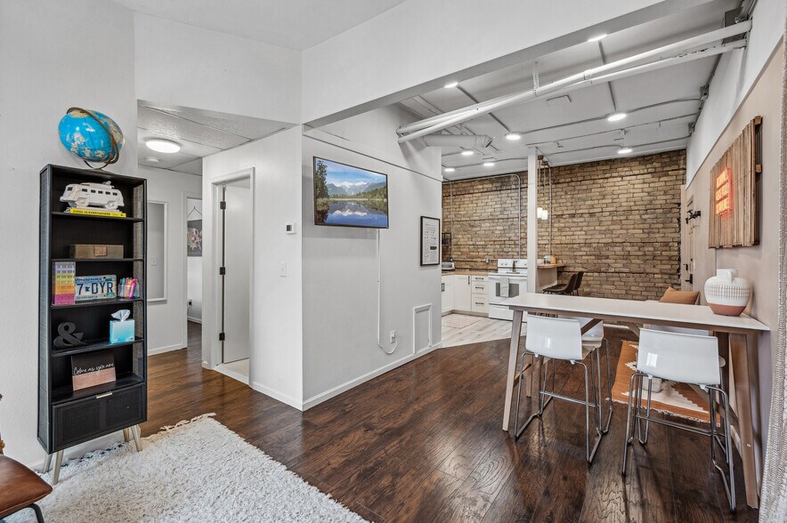 More Photos Of 100 State St N, Waseca Restaurant For Sale