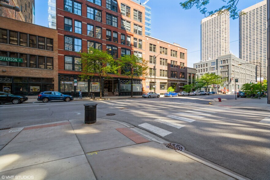 More Photos Of 216 S Jefferson St, Chicago Loft Creative Space For Sale