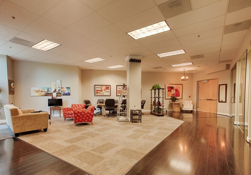 More Photos Of 4185 Blackhawk Plaza Cir, Danville Coworking Space