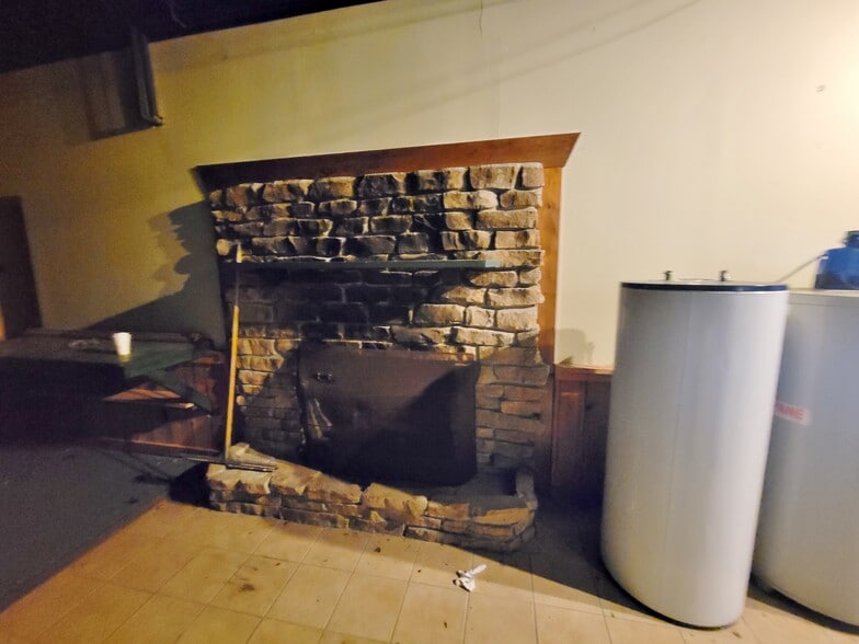 More Photos Of 414 Milroy Grose, Lansing Land For Sale