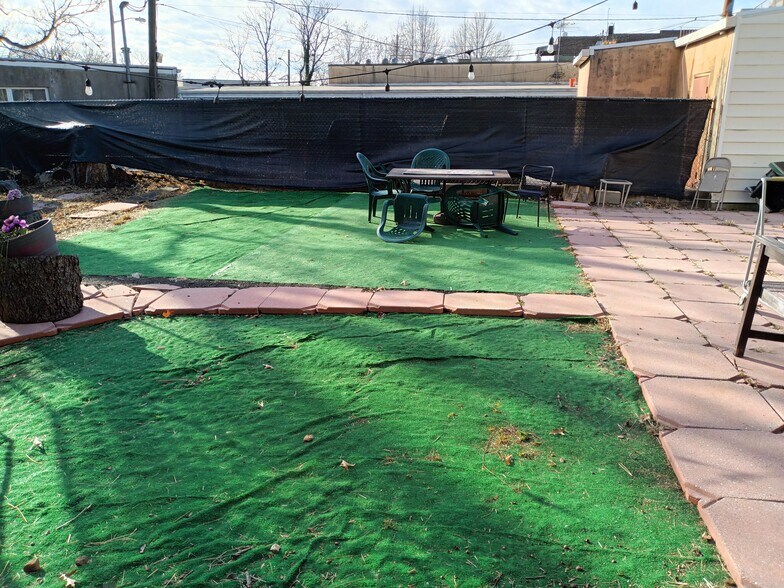 More Photos Of 2051-2055 Springfield Ave, Vauxhall General Retail For Lease