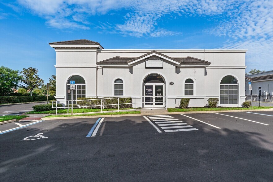 More Photos Of 2285 N Central Ave, Kissimmee Medical For Lease