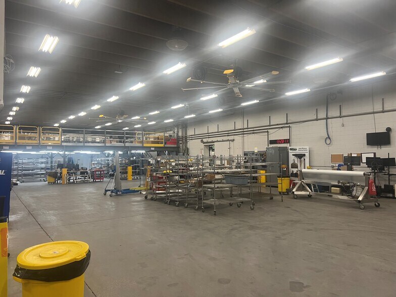 More Photos Of 208 S Rt 73, Hammonton Warehouse For Lease