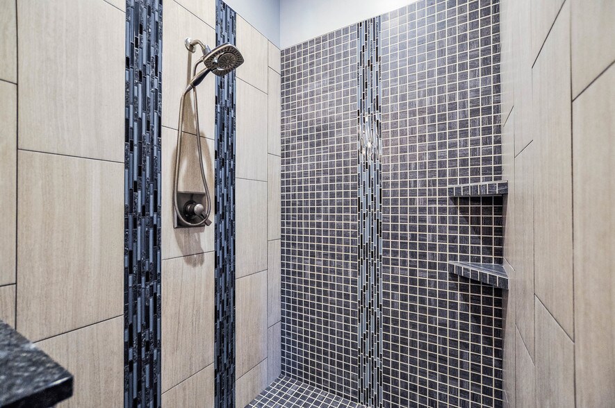 More Photos Of 223 Broadway Ave N, Rochester Office Residential For Sale