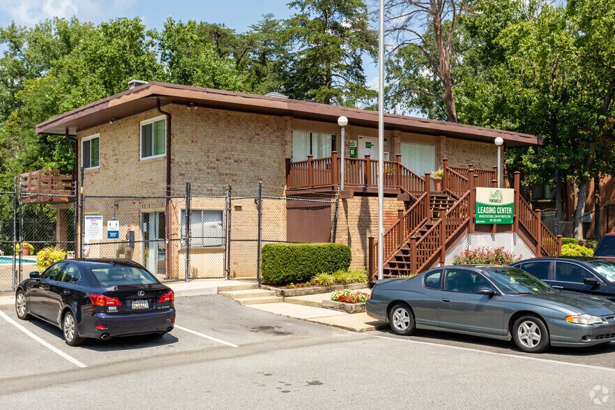 More Photos Of 6441 Livingston Rd, Oxon Hill Apartments For Sale