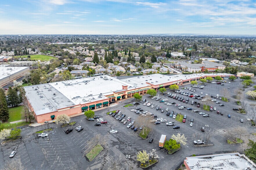 More Photos Of 7301-7347 Greenback Ln, Citrus Heights Storefront For Lease