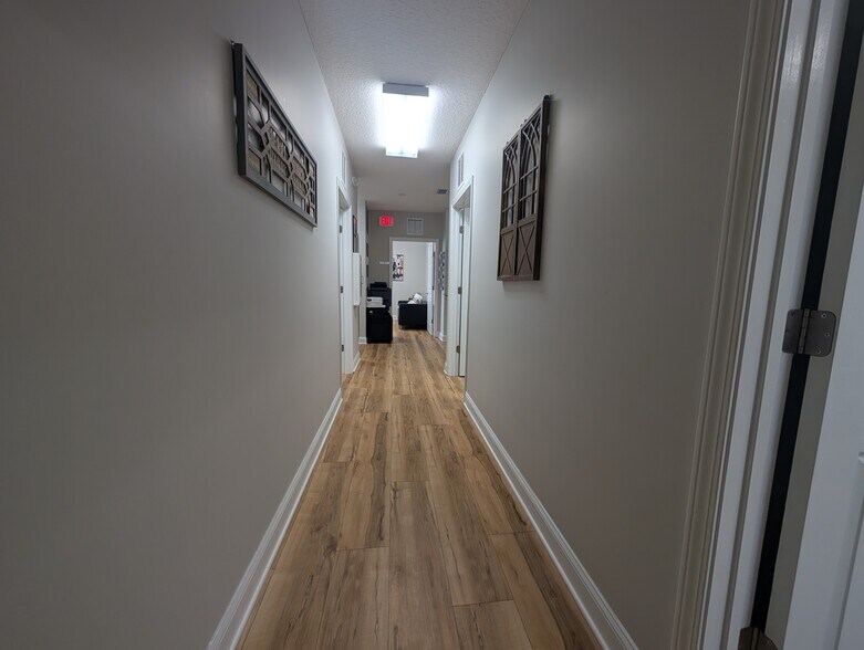 More Photos Of 1629 Race Track Rd, Jacksonville Loft Creative Space For Lease