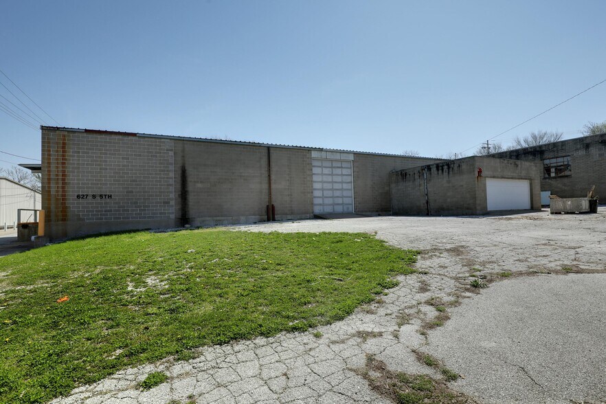 More Photos Of 627 5th St, Quincy Industrial For Sale