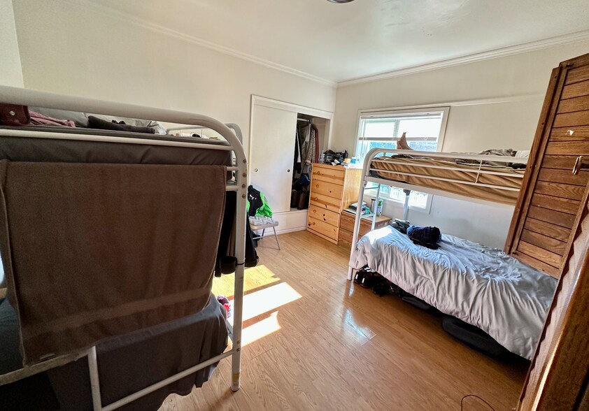 More Photos Of 2262-2270 High St, Oakland Apartments For Sale