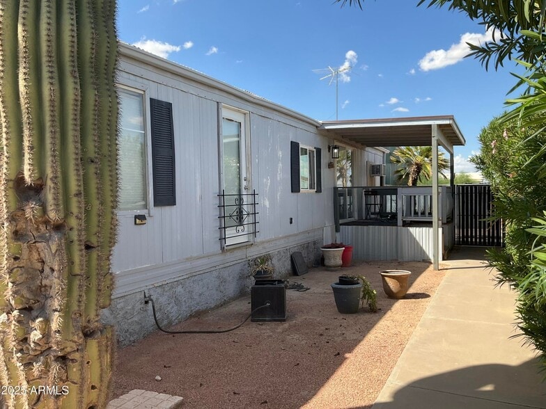More Photos Of 15395 S Sunland Gin Rd, Arizona City Warehouse For Sale