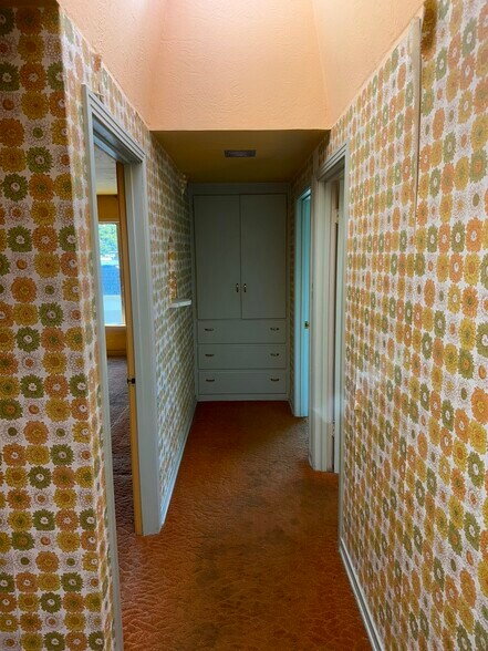 More Photos Of 3 S Wood St, Salinas Storefront Retail Residential For Sale