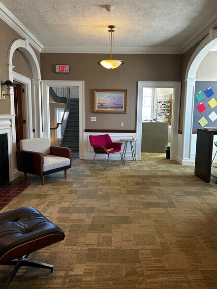 More Photos Of 6 Mutual Pl, Providence Office For Lease
