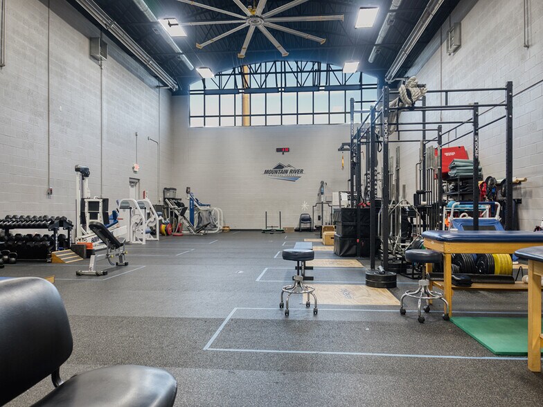 More Photos Of 415 36th St, Parkersburg Medical For Sale