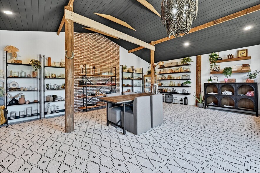 More Photos Of 5262 FM 896, Leonard Specialty For Sale