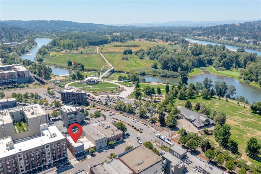 More Photos Of 246 State St, Salem Storefront Retail Residential For Sale