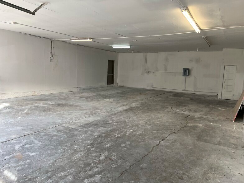 More Photos Of 616 Tuolumne St, Vallejo Auto Repair For Lease
