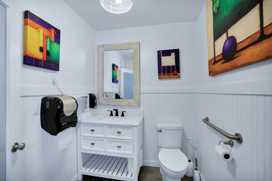 More Photos Of 802 S Shore Diamond Lake Rd, Newport Restaurant For Sale