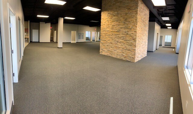 More Photos Of 2306 Pama Ln, Las Vegas Office Residential For Lease