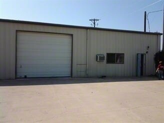 More Photos Of 200 N Bagdad Rd, Leander Warehouse For Lease
