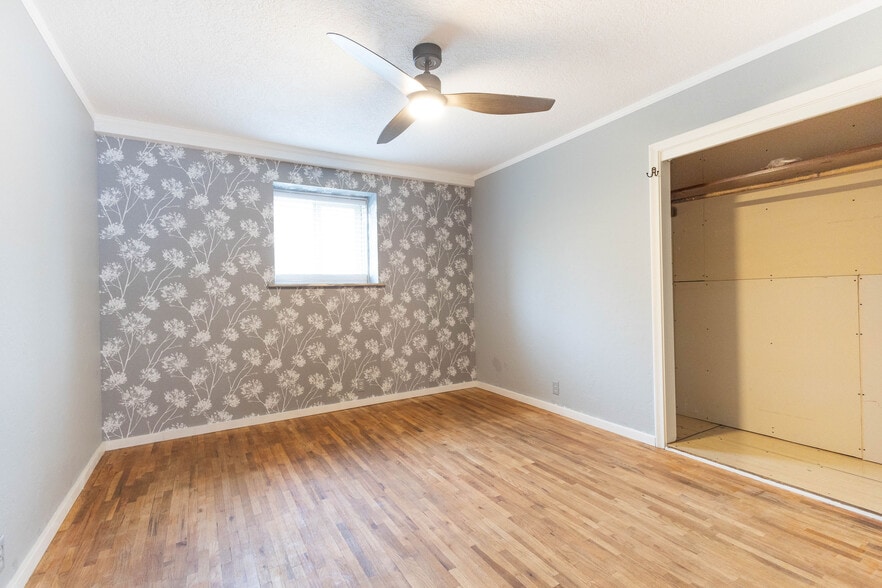 More Photos Of 306 S Main, Union Storefront Retail Residential For Sale