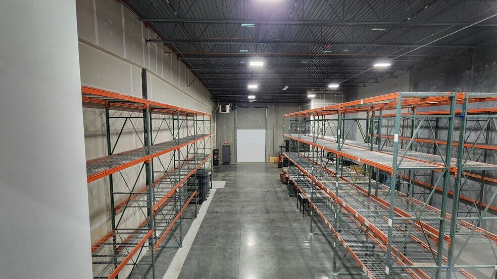 More Photos Of 13863 S 2700 W, Bluffdale Flex For Sale