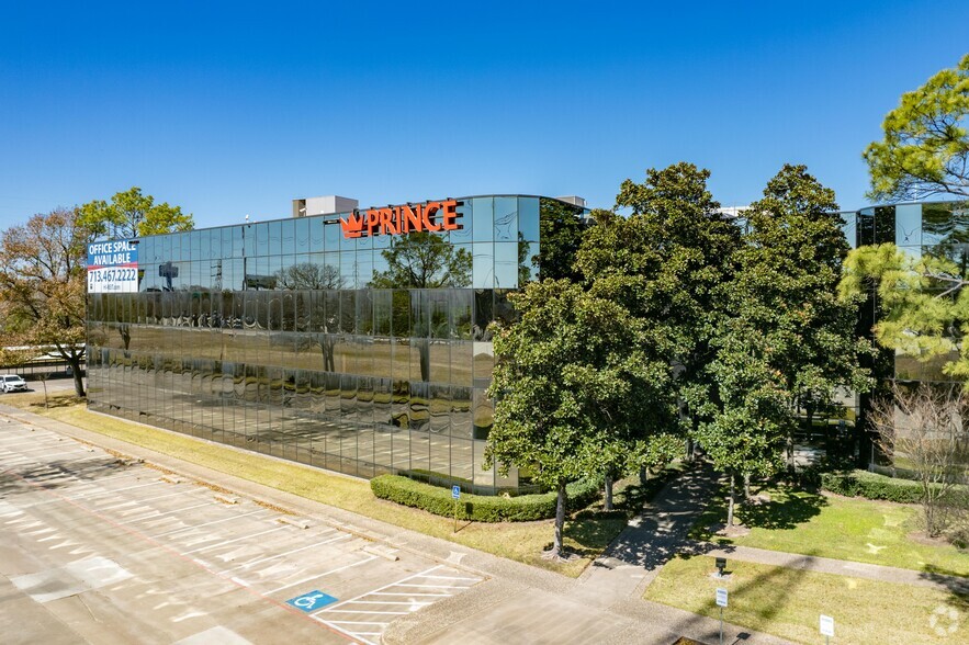 Primary Photo Of 15311 Vantage Pky W, Houston Office For Lease