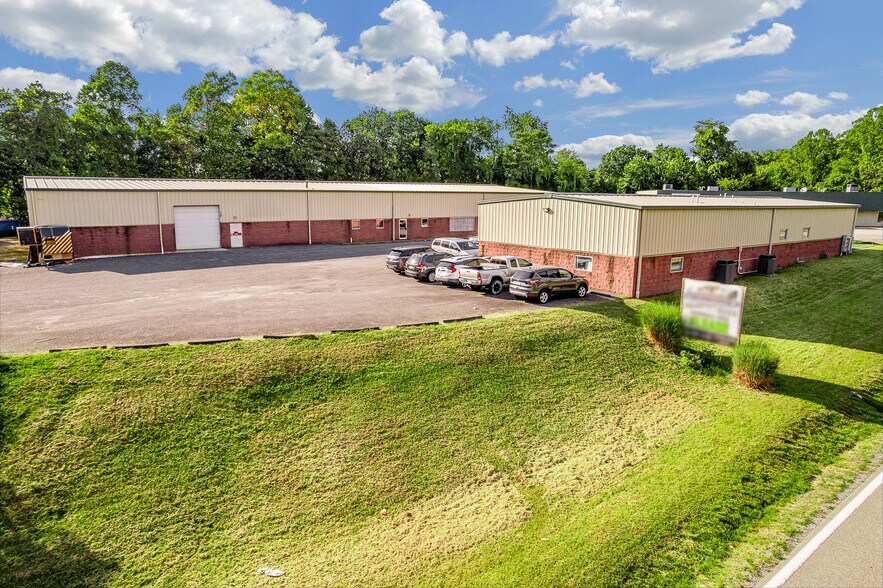 More Photos Of 951 Point Marion Rd, Morgantown Light Manufacturing For Sale