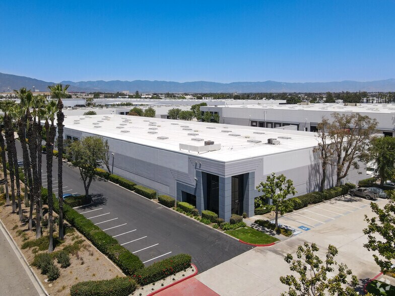 More Photos Of 10777 Commerce Way, Fontana Warehouse For Lease