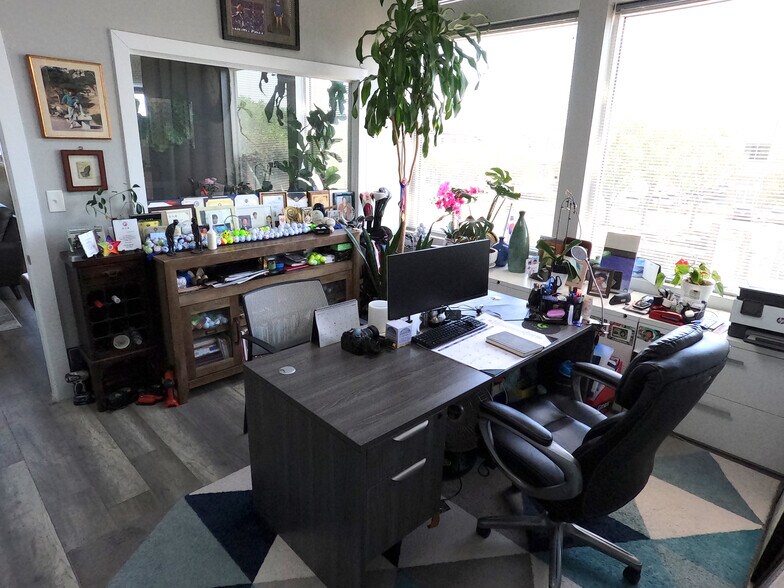 More Photos Of 2520 King Arthur Blvd, Lewisville Storefront For Sale