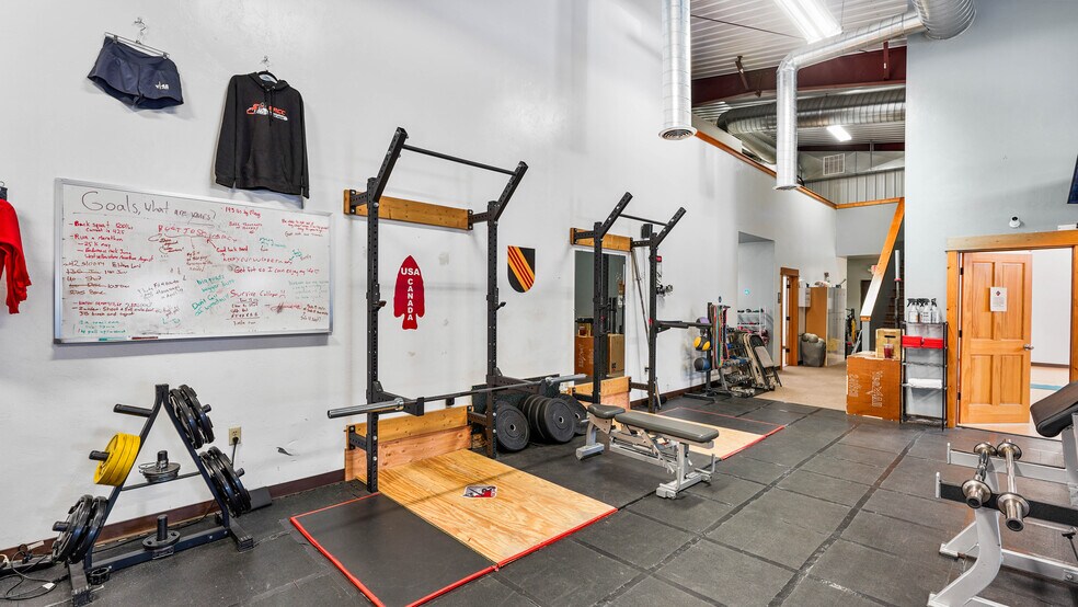 More Photos Of 500 N Front St, Townsend General Retail For Sale