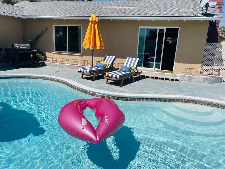 More Photos Of 1305 S 16th St, Las Vegas Specialty For Sale