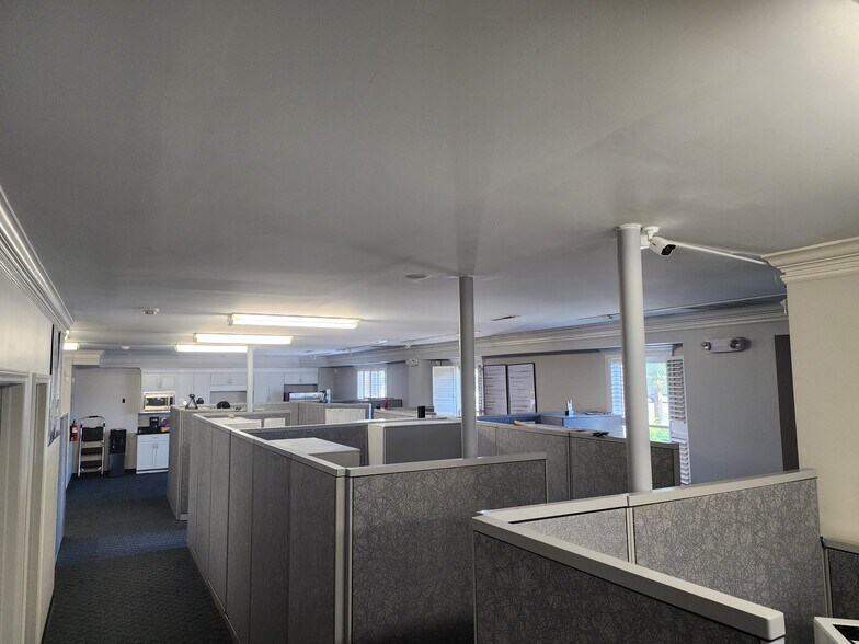 More Photos Of 7006 Pelham Rd, Greenville Office For Sale