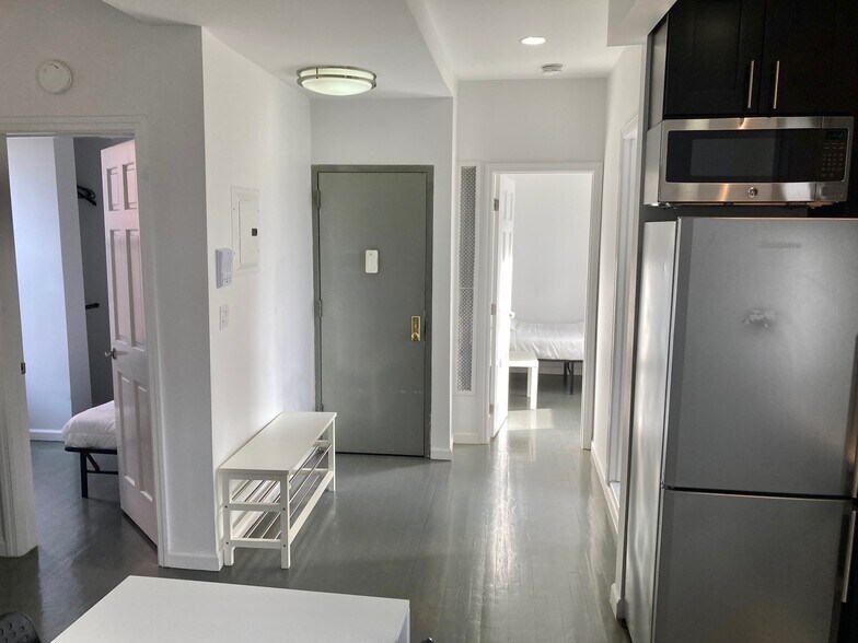 More Photos Of 197 Madison St, New York Apartments For Sale