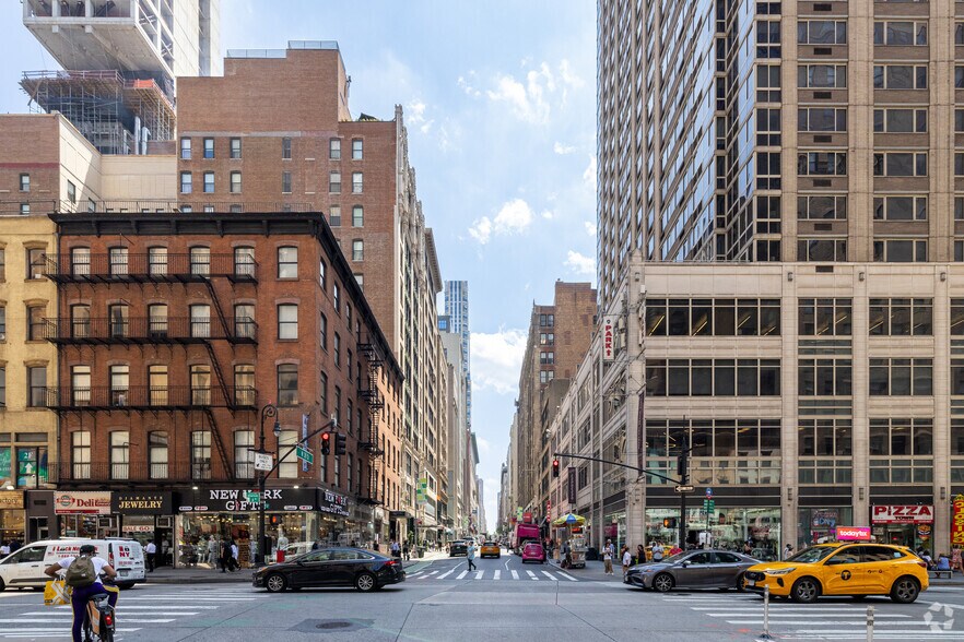 More Photos Of 60-64 W 38th St, New York Office For Lease