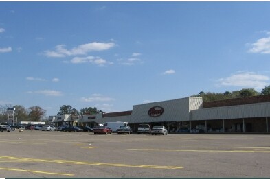 More Photos Of 946 N 16th Ave, Laurel Storefront For Lease