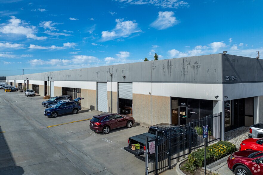 More Photos Of 10521-10579 Dale Ave, Stanton Warehouse For Lease