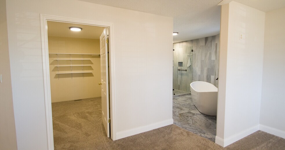 More Photos Of 397 N Wendy St, Torrey Specialty For Sale