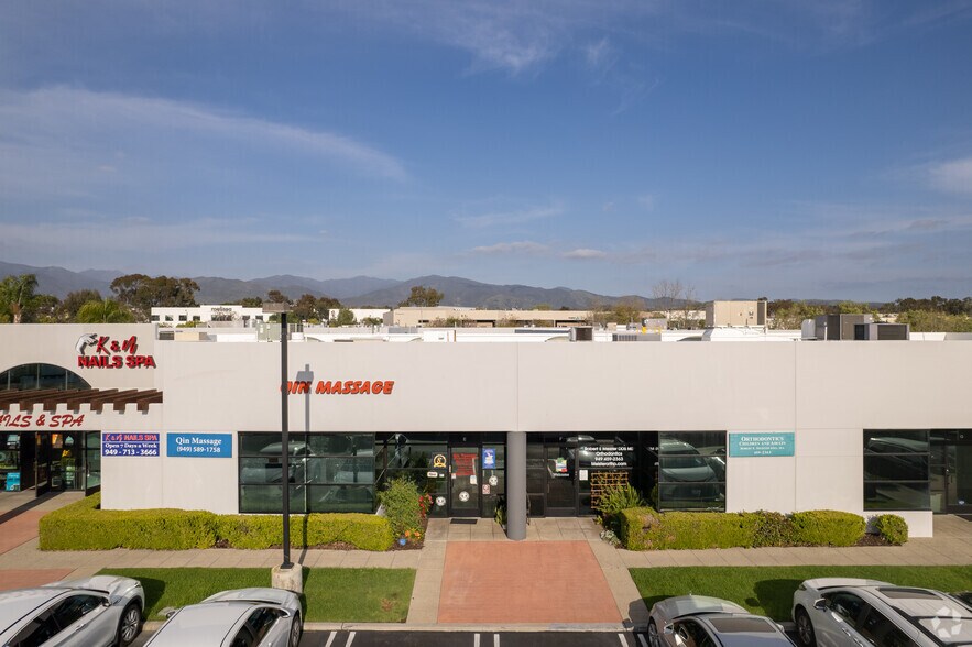 More Photos Of 29821 Aventura, Rancho Santa Margarita Storefront For Lease