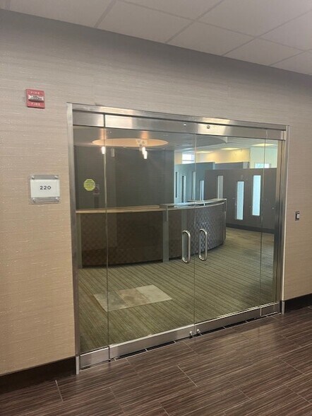 More Photos Of 909 Ridgebrook Rd, Sparks Medical For Sale