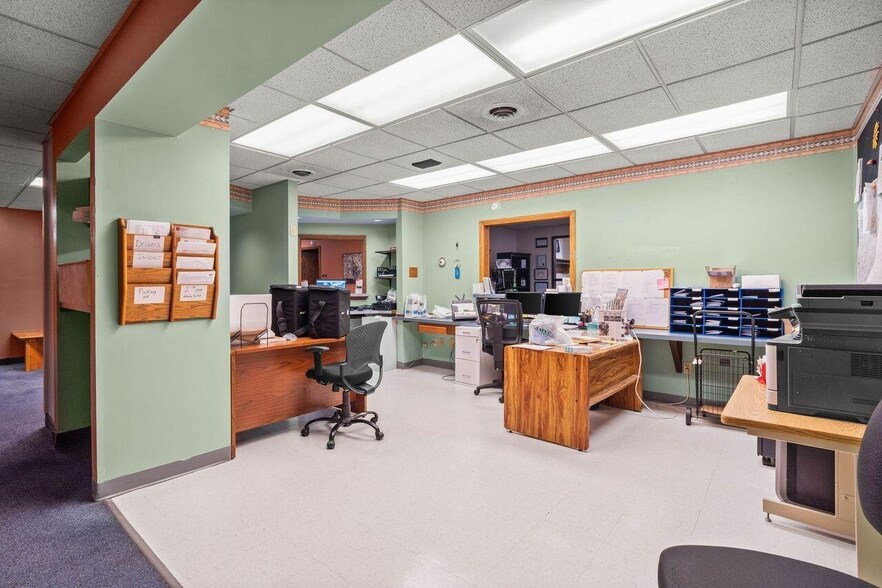 More Photos Of 502 Park Ave, Clearfield Medical For Sale
