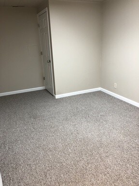 More Photos Of 1097-1105 S Orem Way, Orem Office For Lease