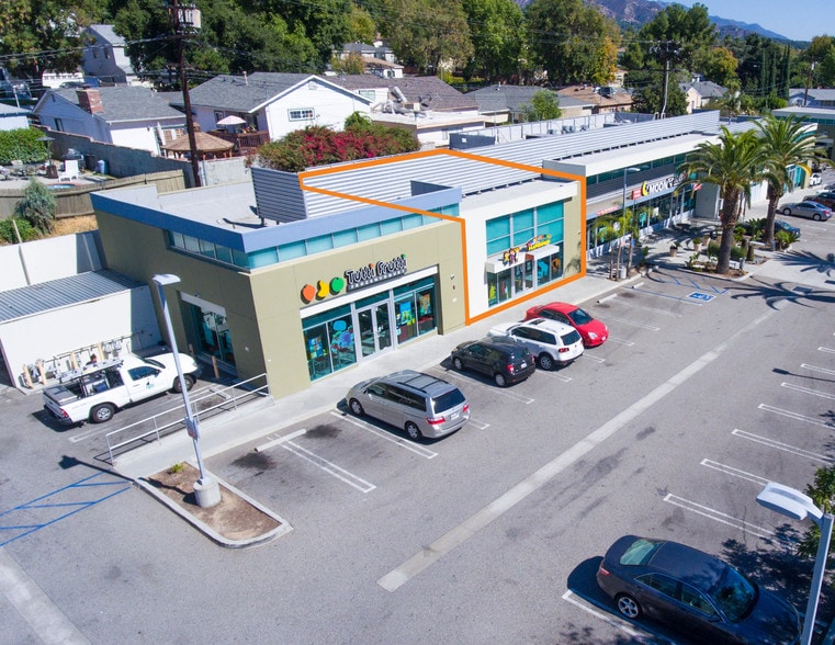 More Photos Of 3719-3731 Foothill Blvd, Glendale Restaurant For Lease