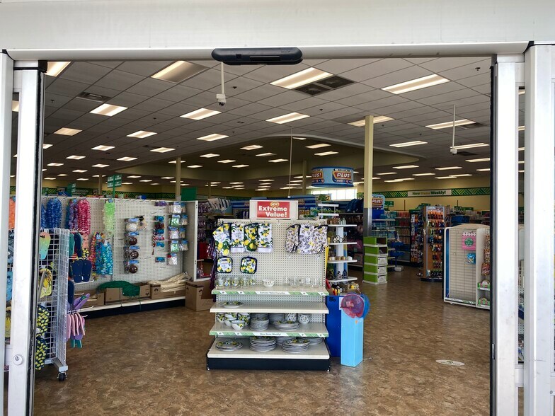 More Photos Of 2380 Nashville Rd, Bowling Green Storefront For Lease