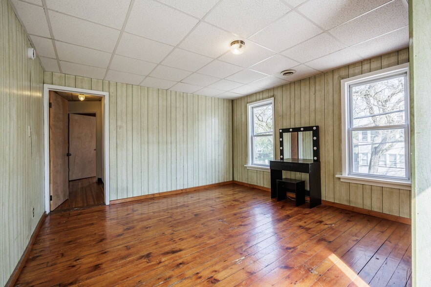 More Photos Of 789-791 Meigs St, Rochester Apartments For Sale