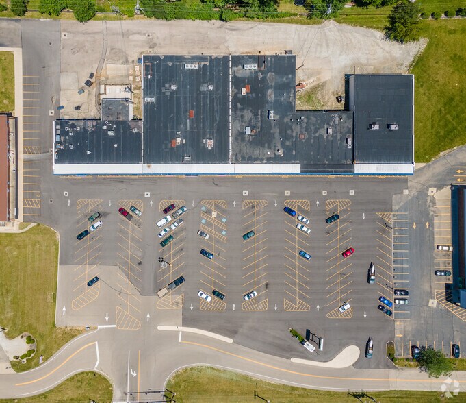 More Photos Of 570-660 McAdams Dr, New Carlisle Unknown For Lease