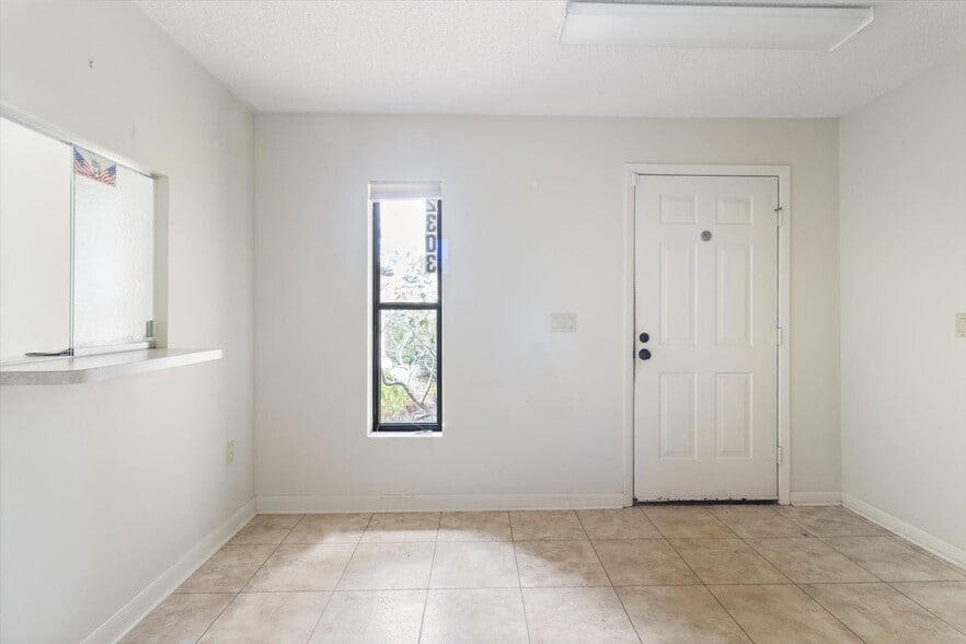 More Photos Of 2303 W Highway 44, Inverness Office For Sale