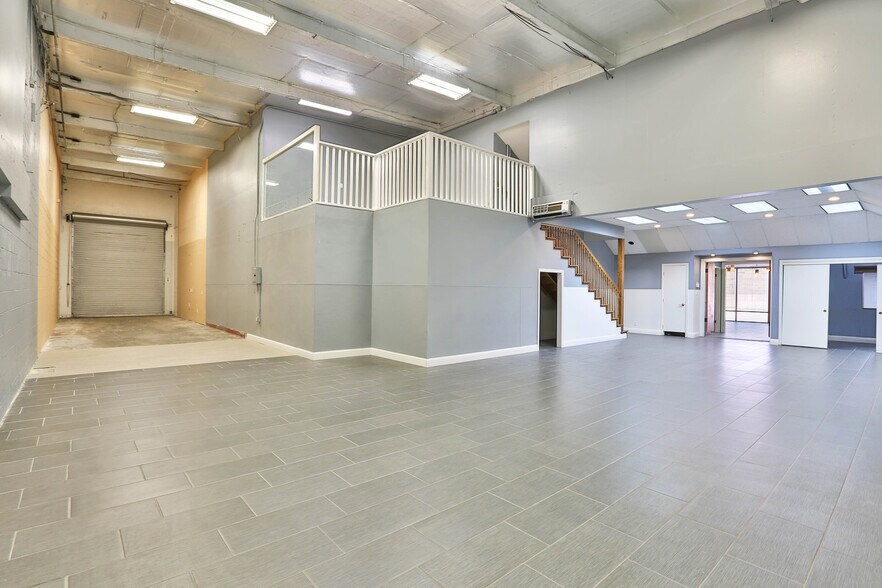 More Photos Of 1206 S Amphlett Blvd, San Mateo Warehouse For Sale