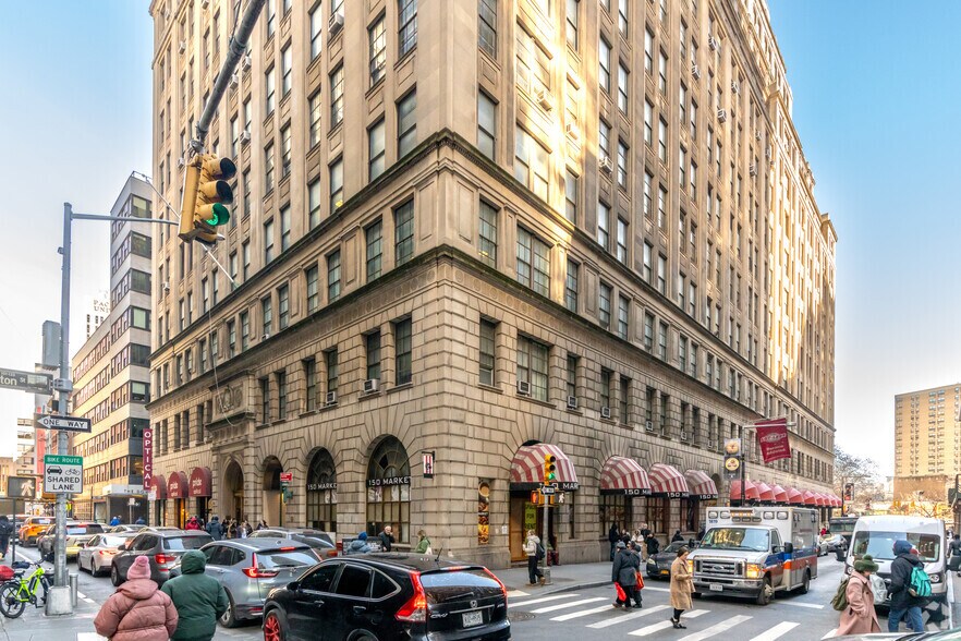 More Photos Of 150 William St, New York Office For Sale