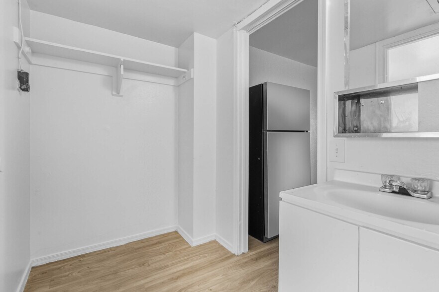 More Photos Of 2602 W Glenrosa Ave, Phoenix Apartments For Sale